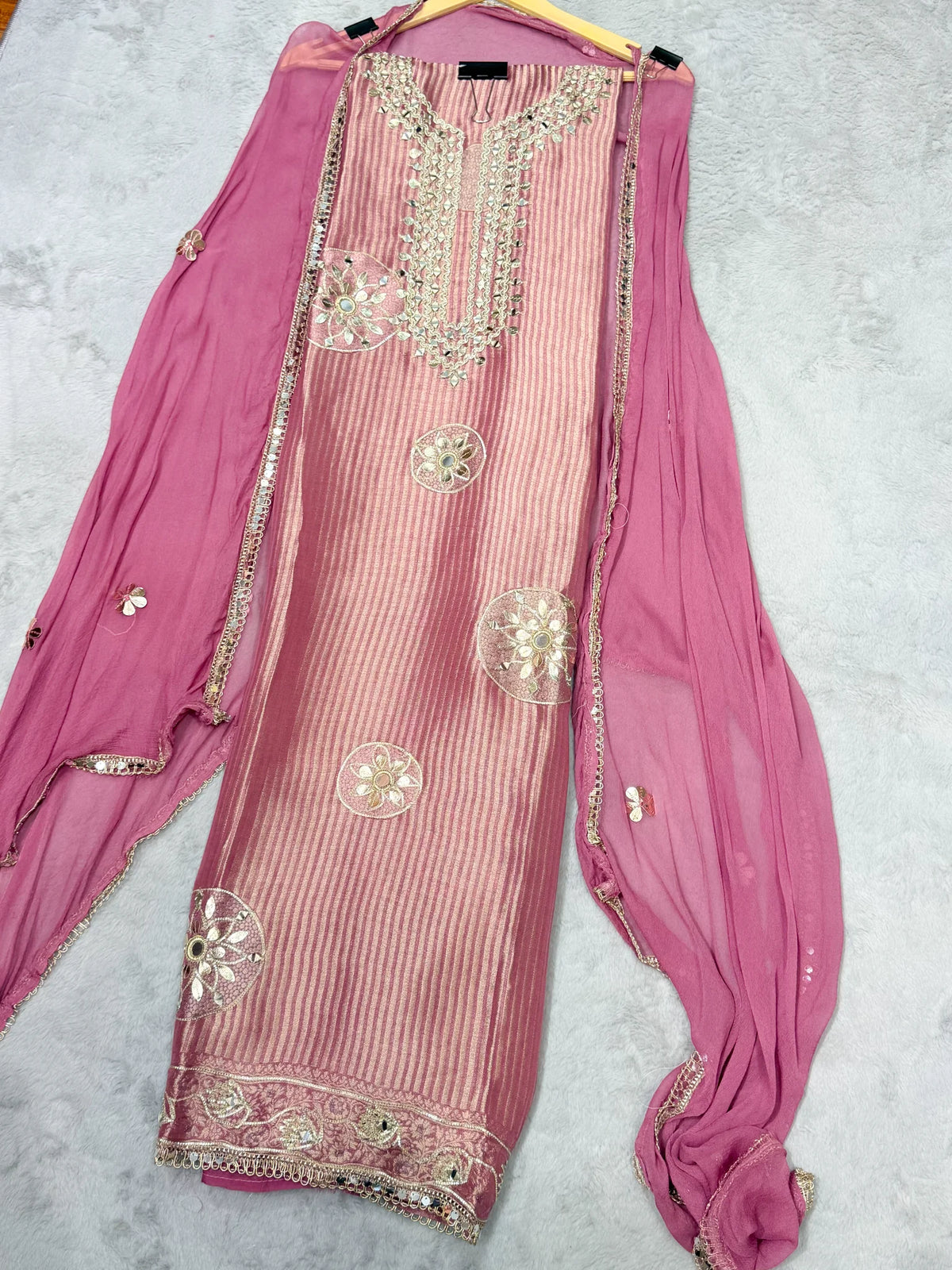 Gulabi 3 Piece Suit - gulabi-3-piece-suit-img-1.webp