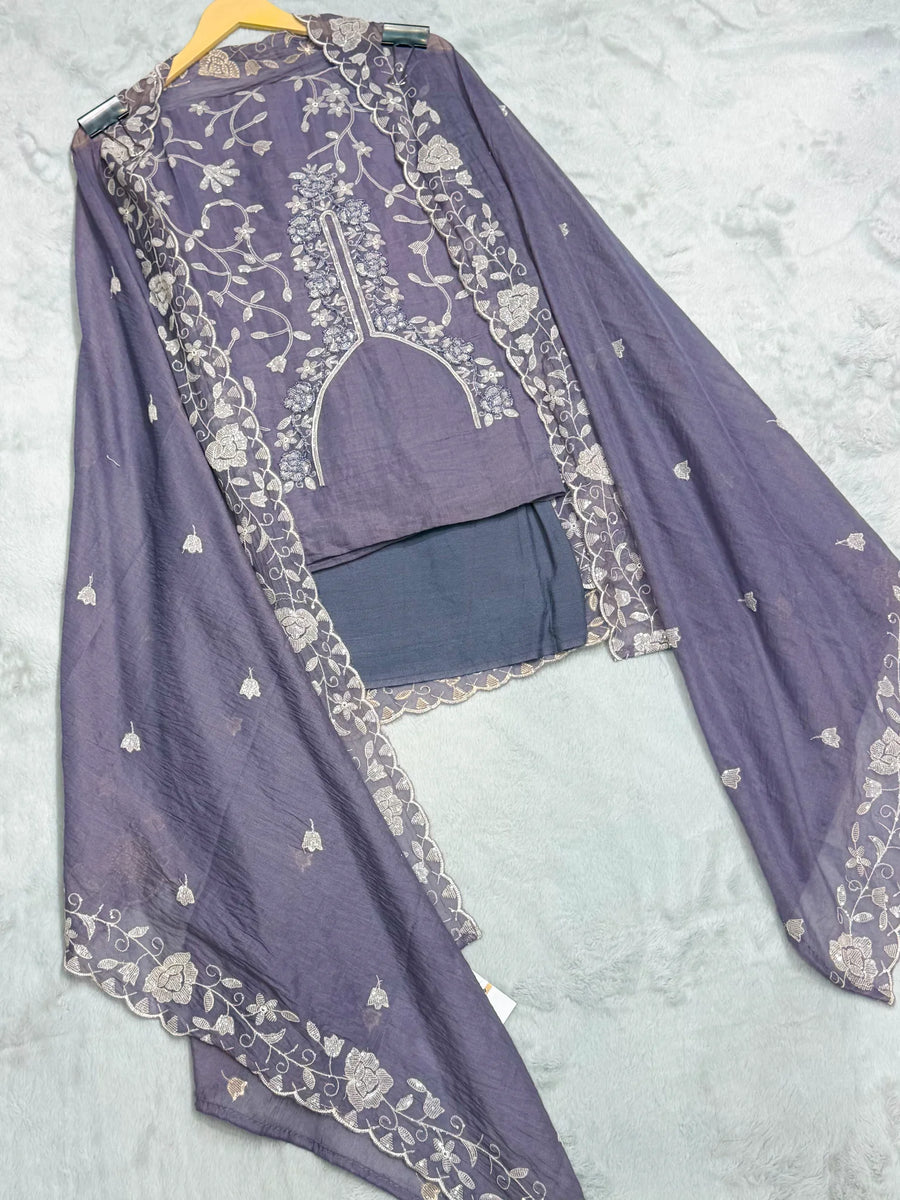 Jiya 3 Piece Suit - jiya-3-piece-suit-img-2.webp