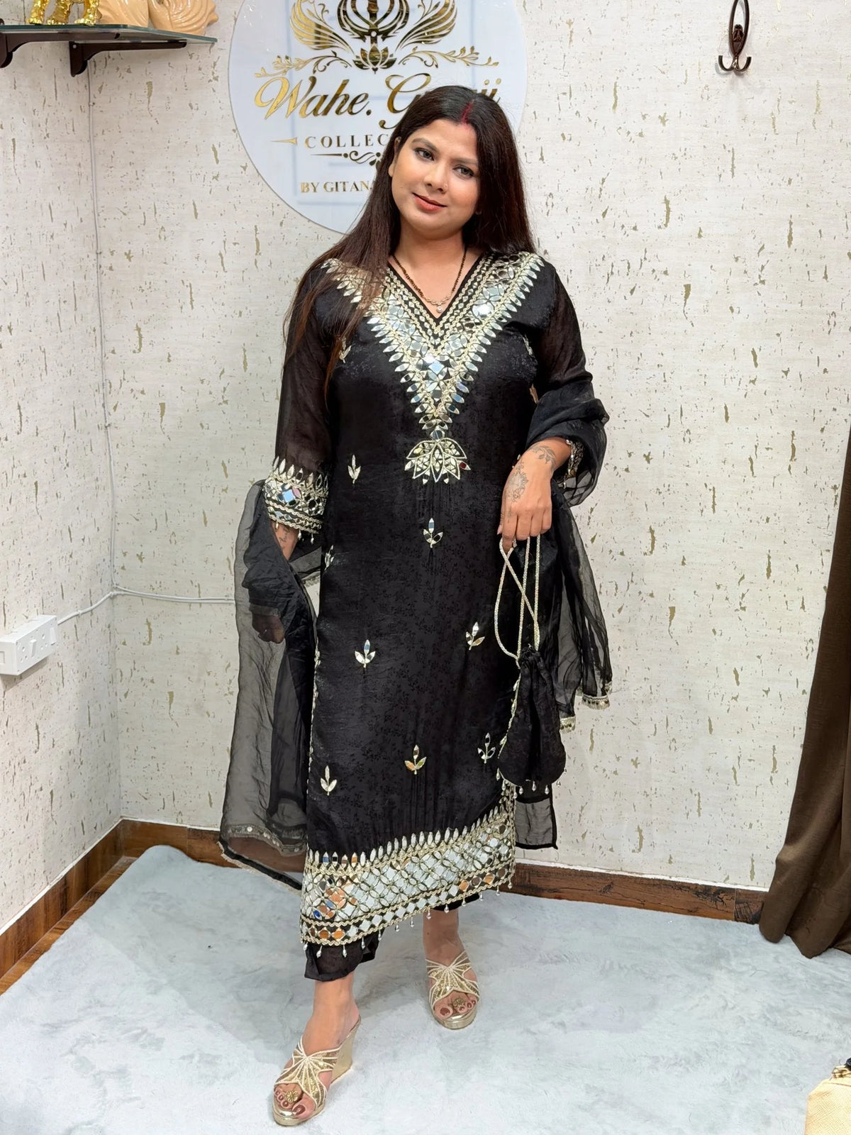 Kritika 3 Piece Black Suit - kritika-3-piece-black-suit-suit-12-img-4.webp
