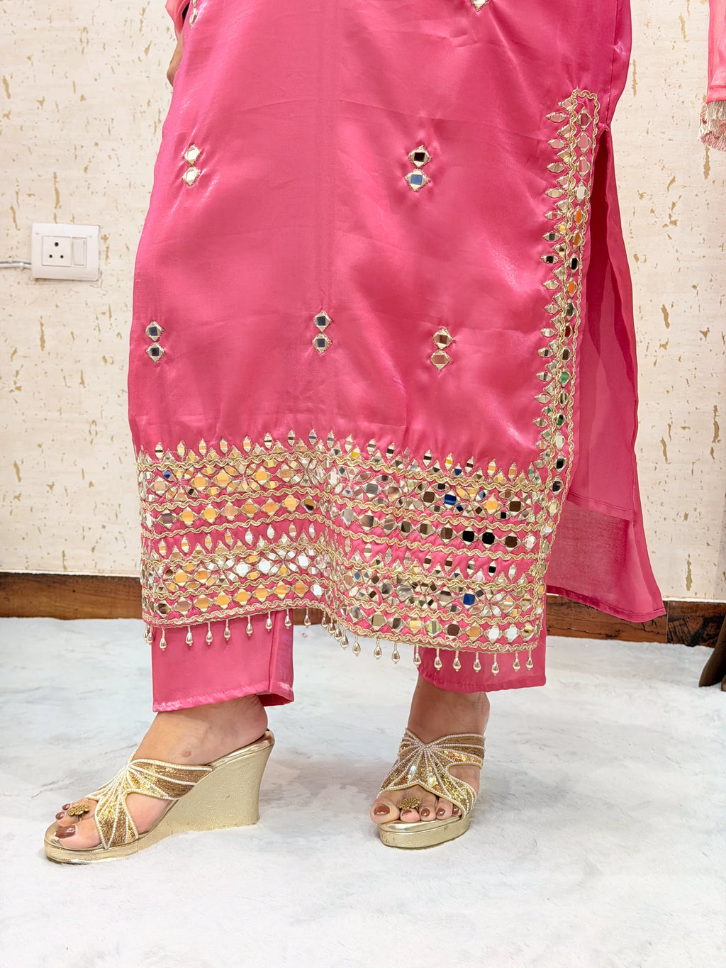 Kritika 3 Piece Rose Pink Suit - kritika-3-piece-rose-pink-suit-suit-11-img-5.webp