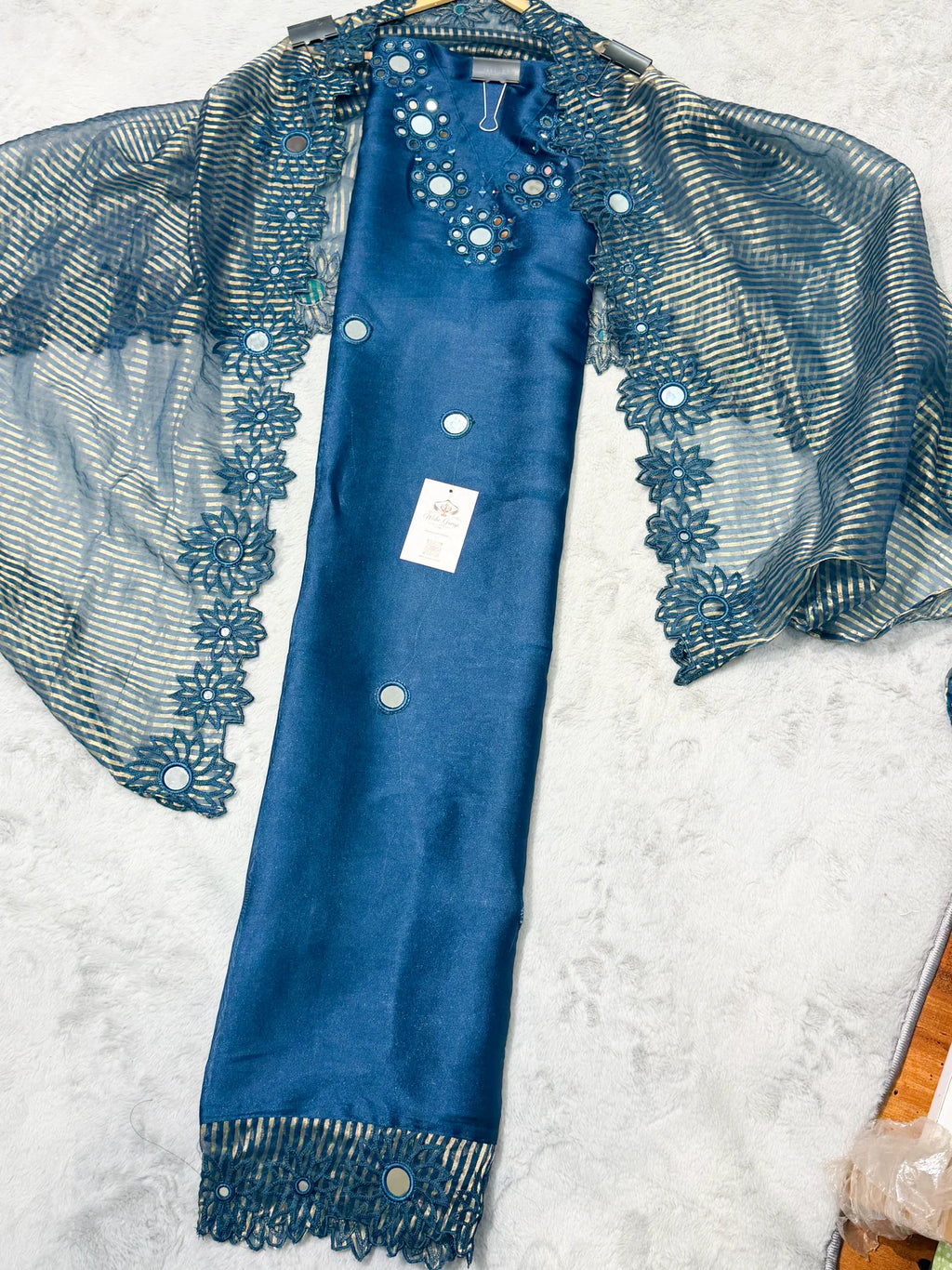 Neelam 3 Piece Suit - neelam-3-piece-suit-img-1.webp