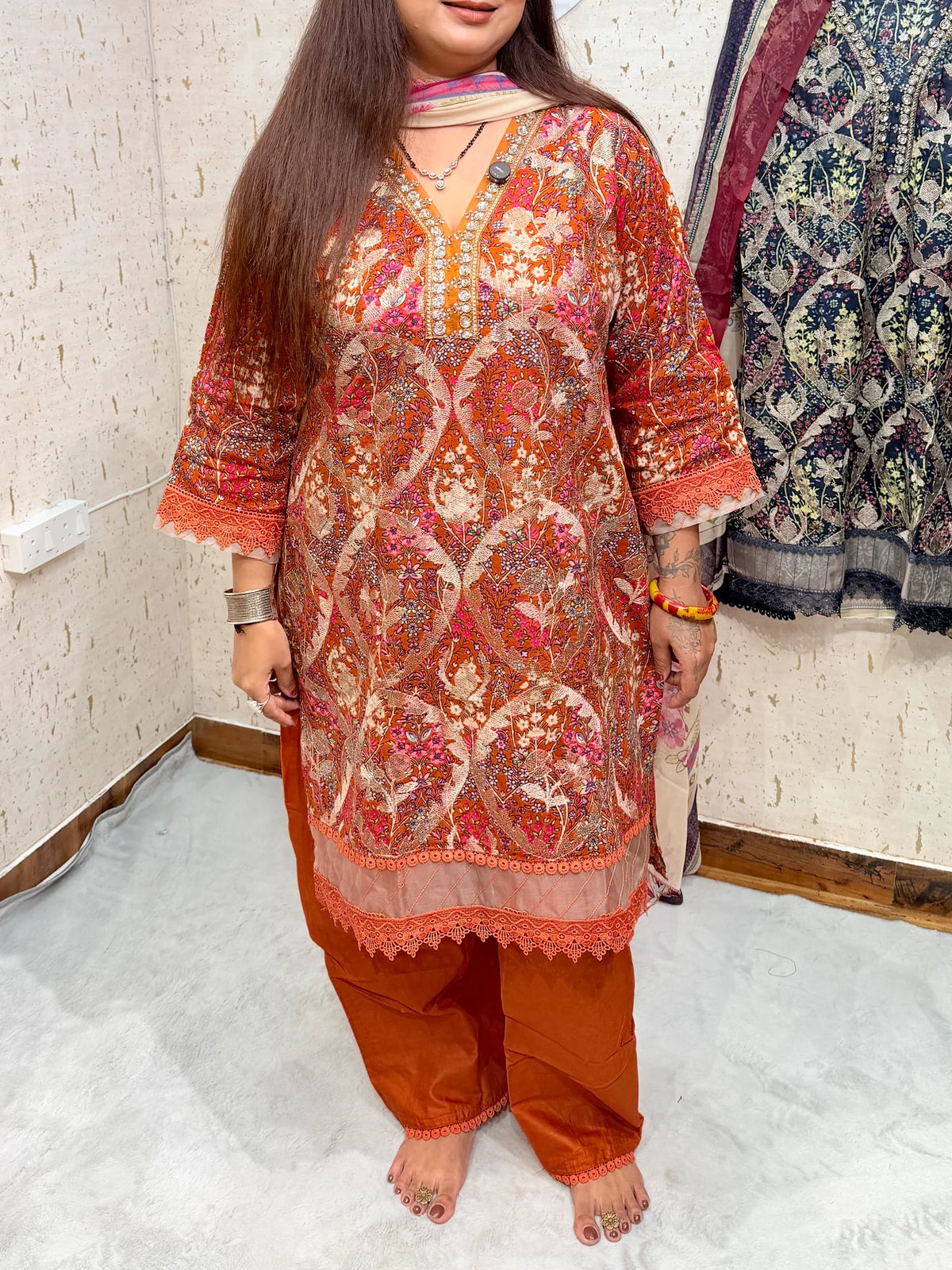 Riya 3 Piece Suit - riya-3-piece-suit-img-2.webp
